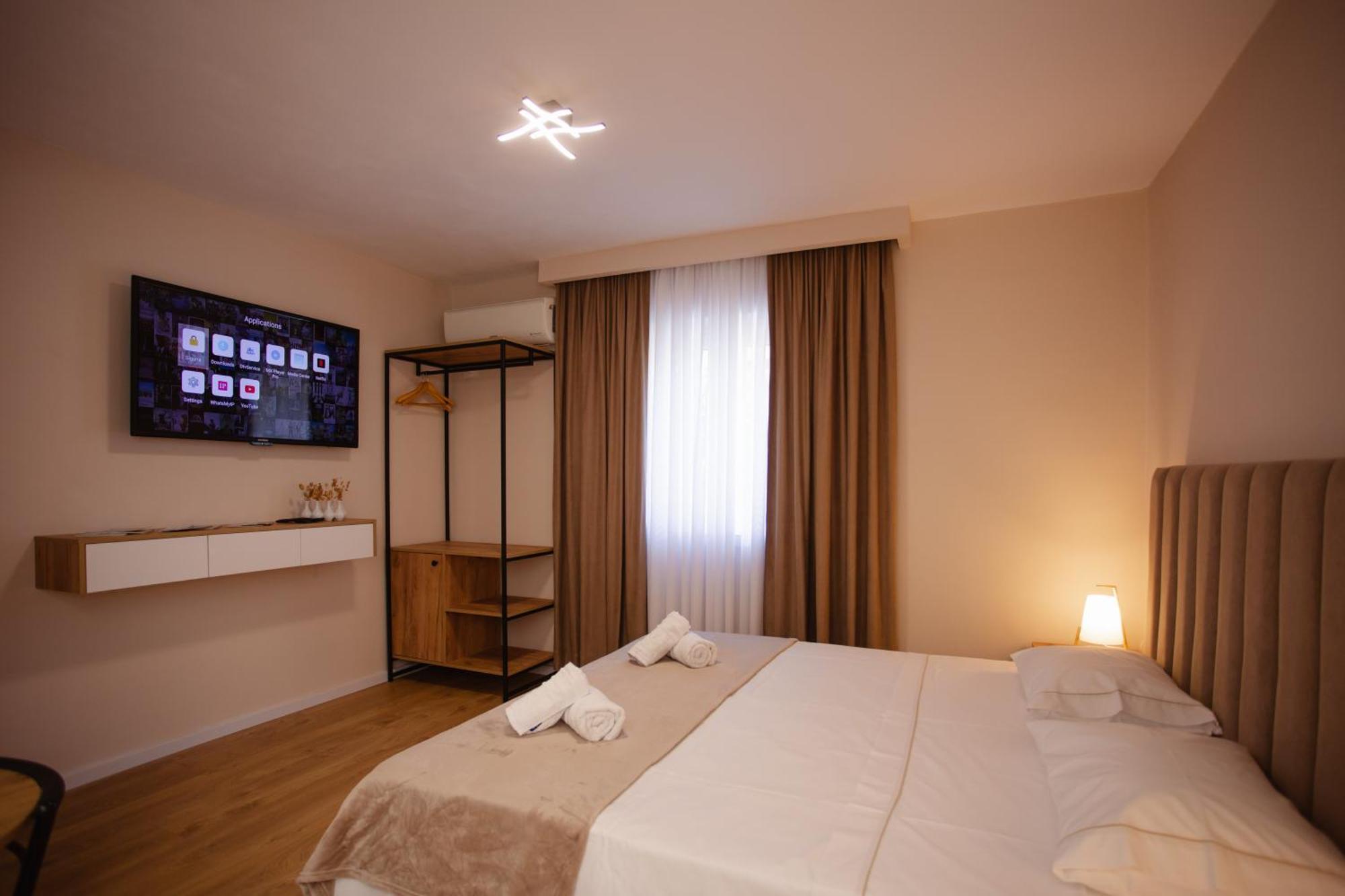 שקודר City Center Studio Apartments מראה חיצוני תמונה